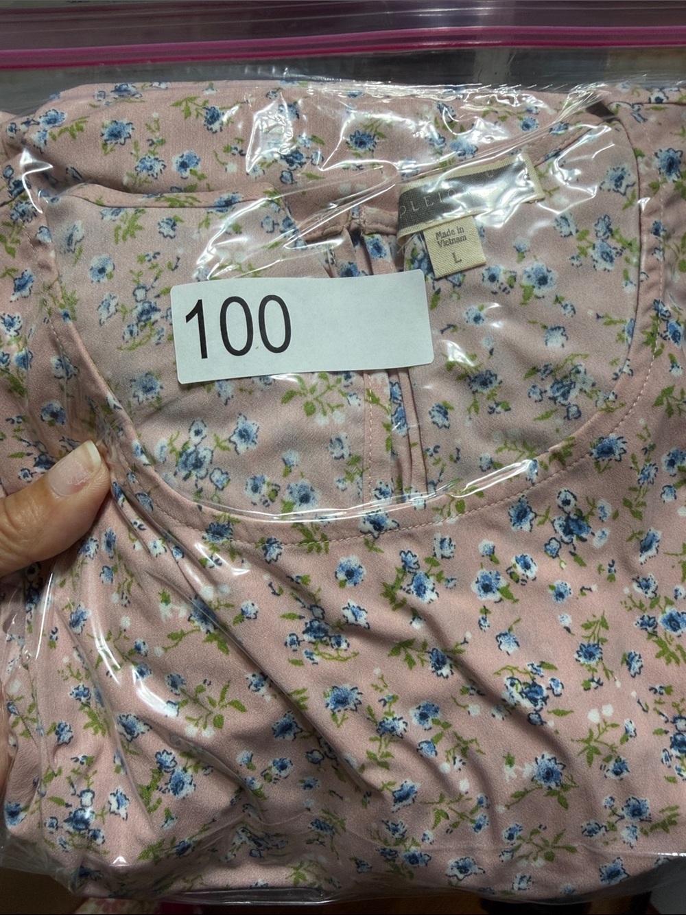 Pleione Light Pink Floral Puff-Sleeve Blouse
